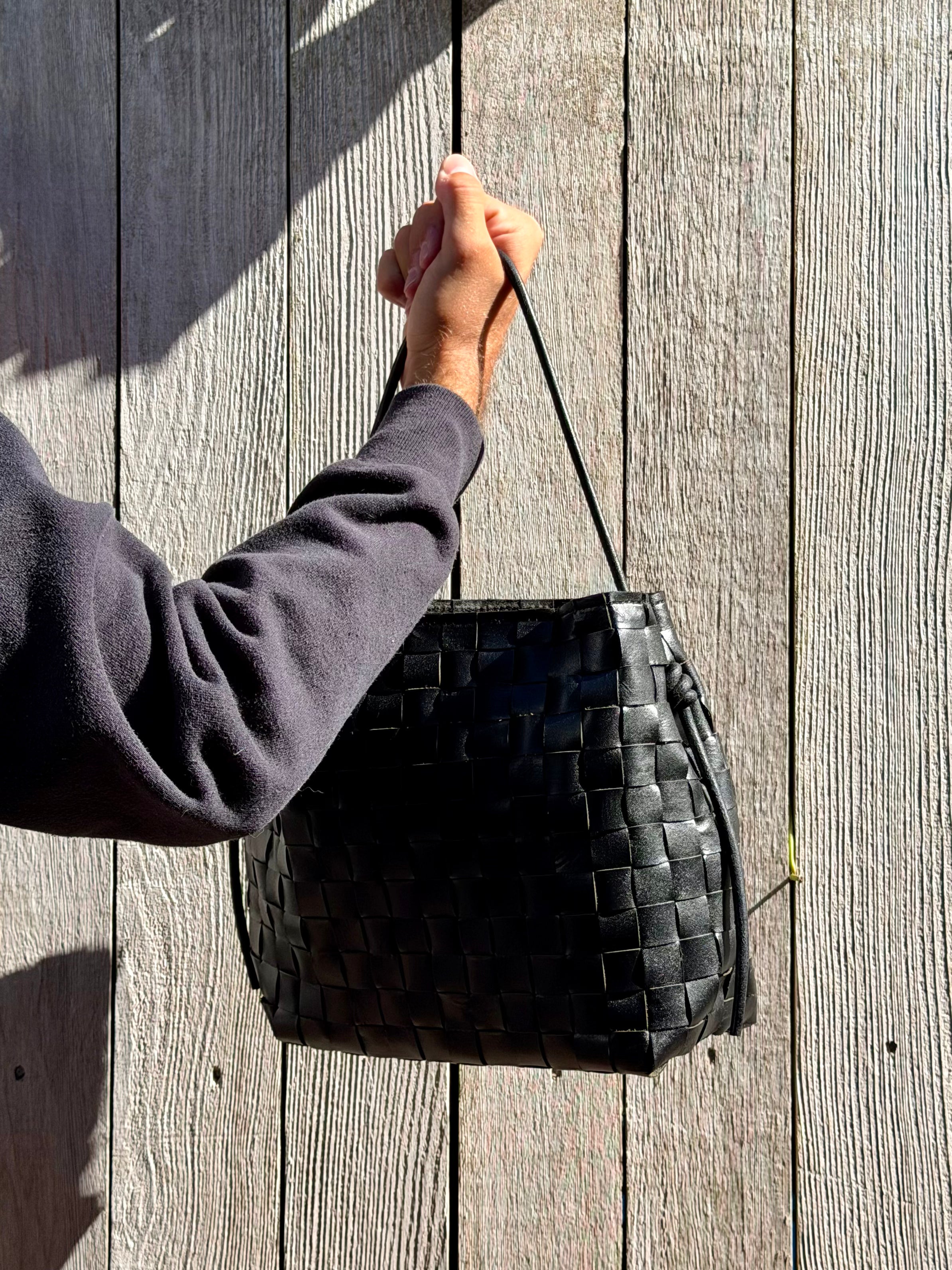 The Woven Classic - Onyx